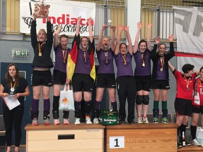 Deutscher Meister 2016 - Unsere Damen - v.l.n.r.: Mieke, Jojo, Nici, Sina, Nathi, Steffi und Sandra © CVJM Kamen